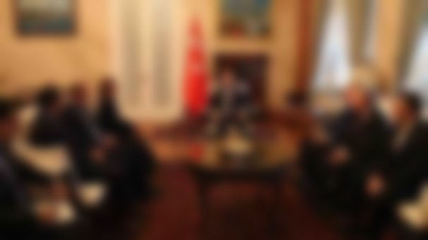 Dışişleri Bakanı, Romanya’da Türk iş dünyası temsilcileri ile görüştü